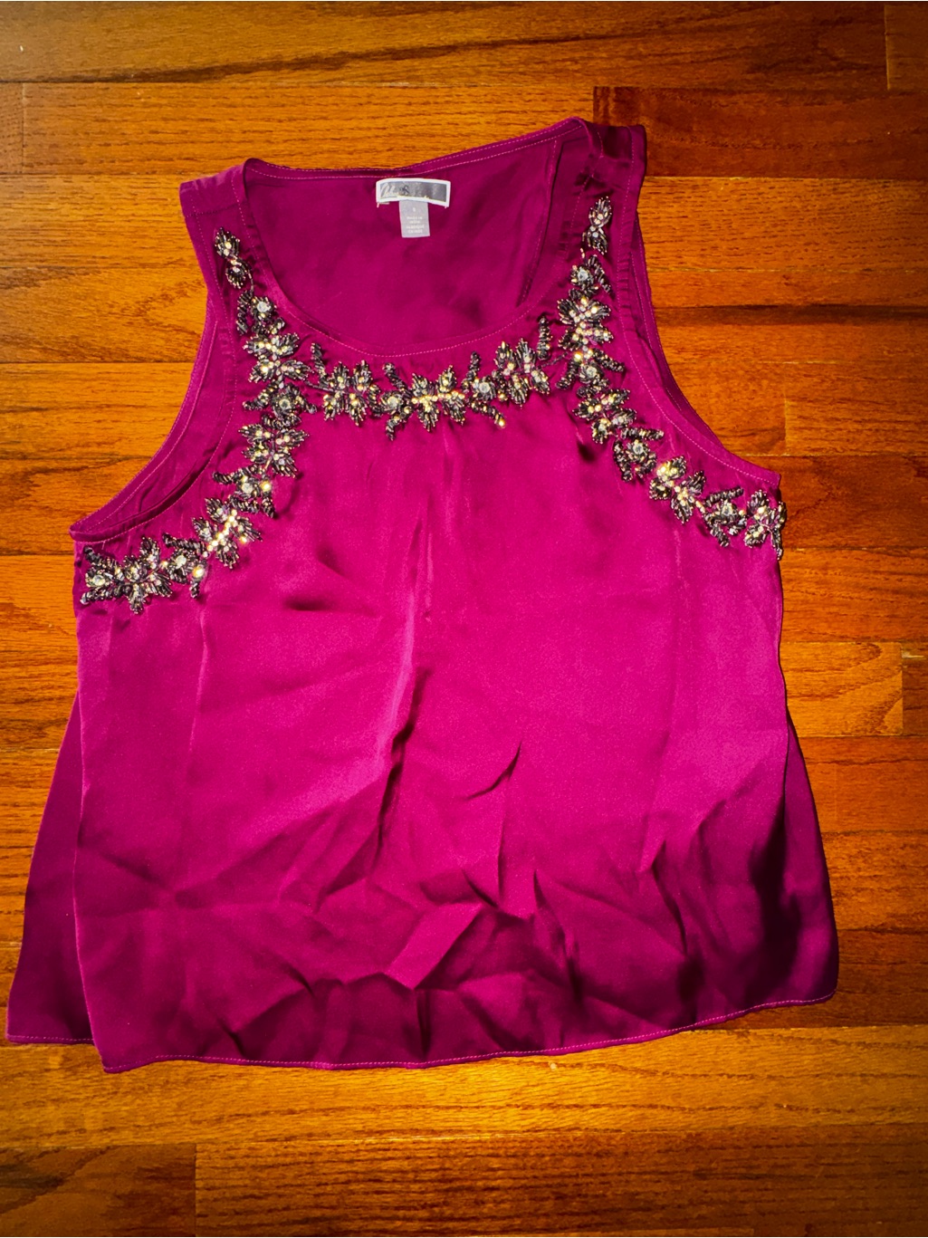 Chelsea28 Magenta Embellished Sleeveless Camisole